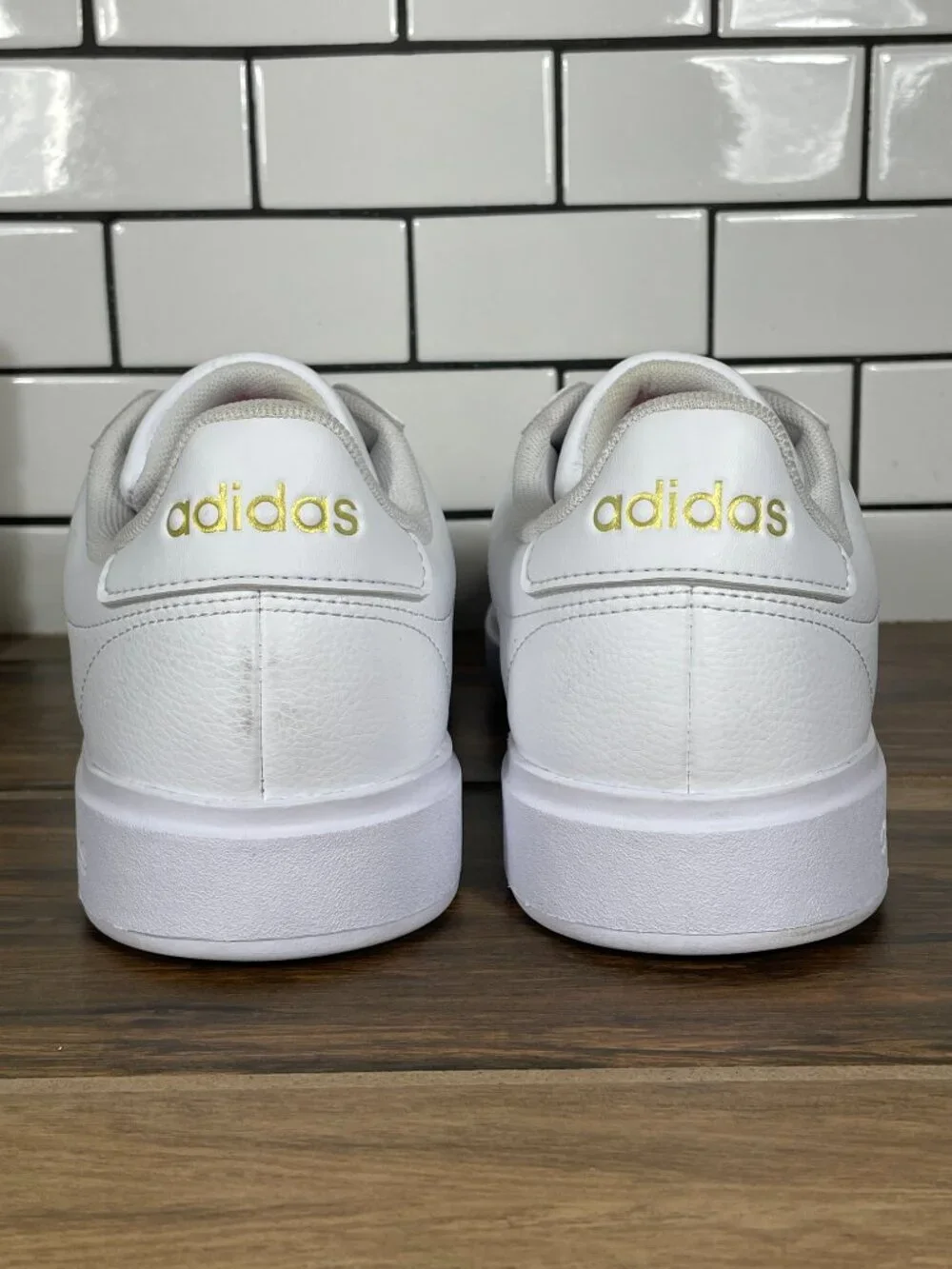 adidas Grand Court 2.0 Shoes Womens Size 9 White Faux Leather Casual Sneaker